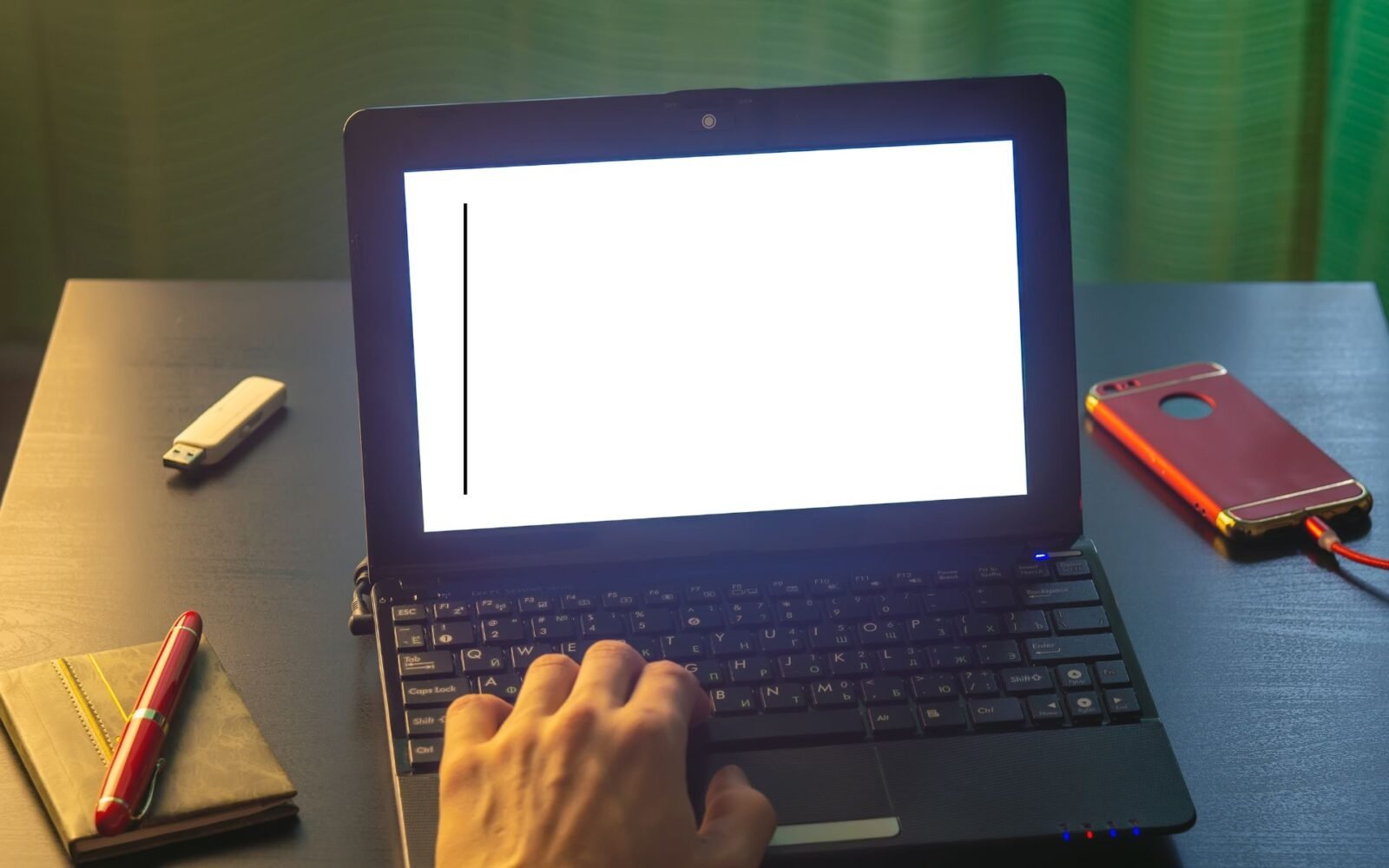 Horizontal Lines on Laptop Screen: Causes and Solutions